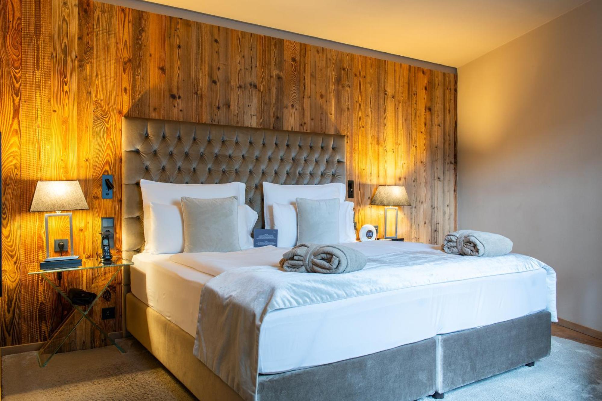 Hotel Montchalet Ortisei Exterior photo